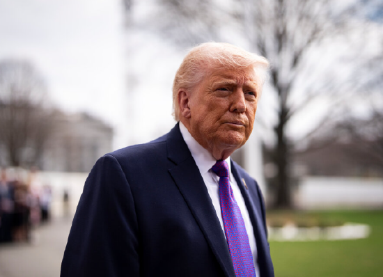 3月27日外盘头条:特朗普再次推迟打击伊朗能源设施至4月6日 苹果公司向外部人工智能助手开放Siri 第2张 3月27日外盘头条:特朗普再次推迟打击伊朗能源设施至4月6日 苹果公司向外部人工智能助手开放Siri 第2张