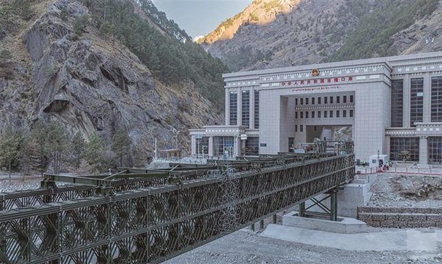 洪流冲击中尼贸易“生命线”：吉隆口岸为何建在深切河谷中 第2张